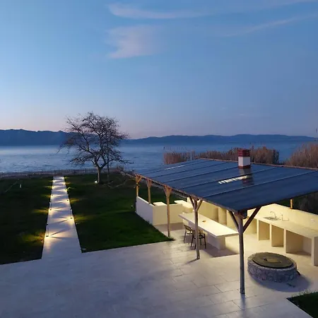 Sea Echoes On The Beach, Pefki, Evia Villa